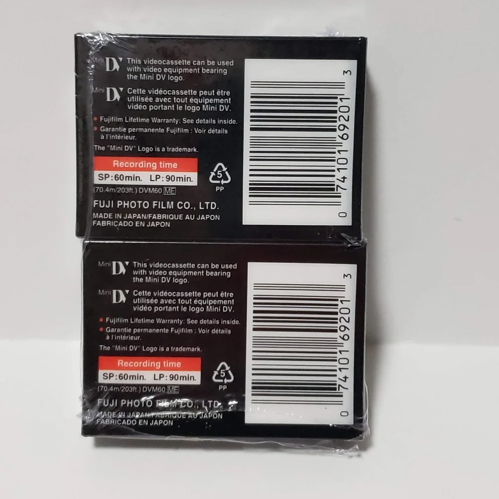 2 Fujifilm DVC Mini DV Digital Videocassette SP 60 Min LP 90 Min